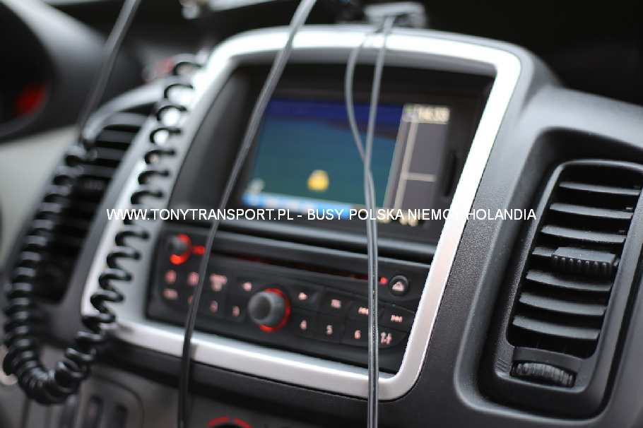 tanio bus Budzyń Holandia cena od drzwi do drzwi