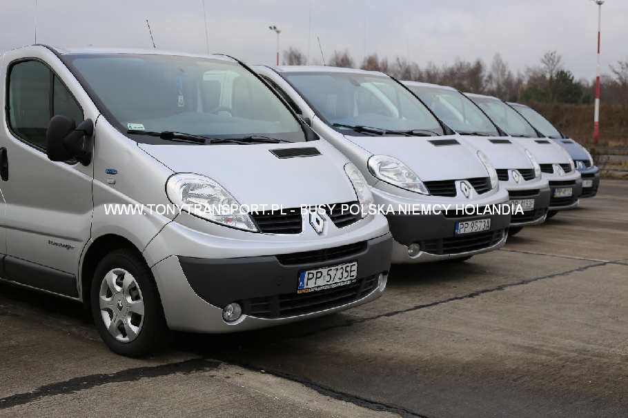 busy do Niemiec Sieraków